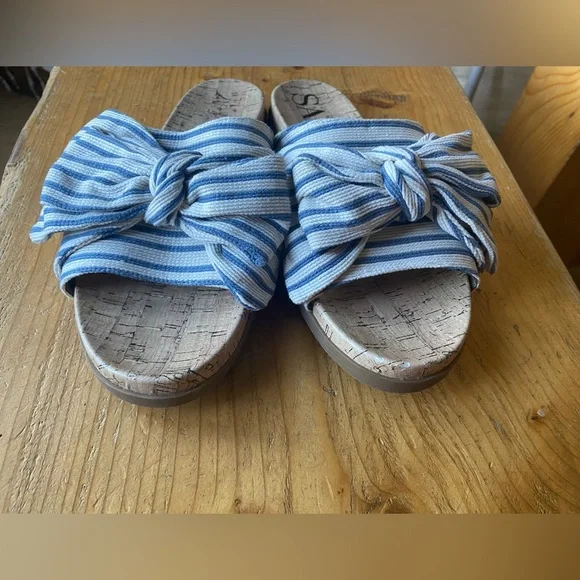 Sam & Libby Blue and White Striped Bow Slide Sandals - Picture 3 of 4